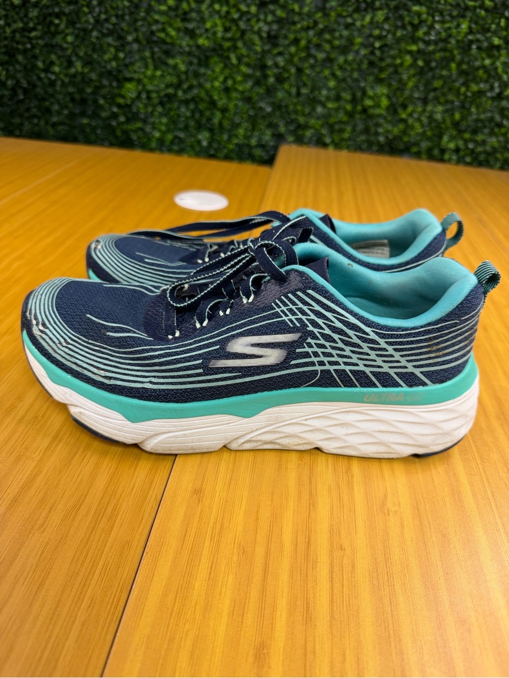 Skechers GORun Max Cushioning Elite 17693 Blue Running Sneakers Women's Size 8